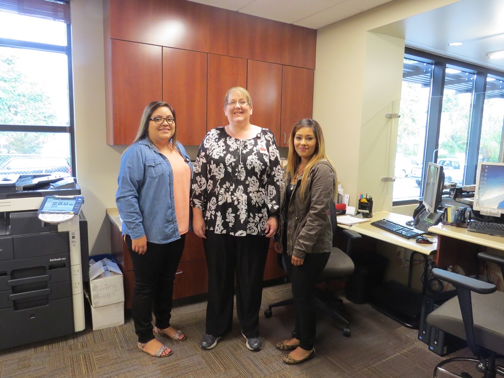 Jazmin, Jody and Diana show off their new space